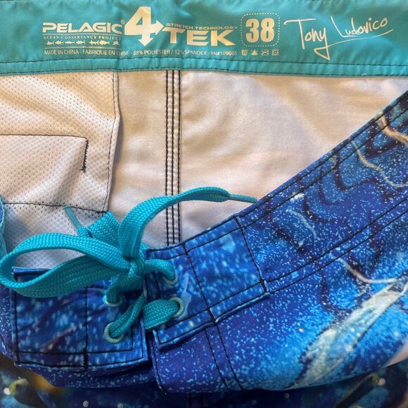 Pelagic 4Tek Men's Boardshorts Ocean Conservatory Project Tony Ludovico Size 38 - Picture 7 of 7